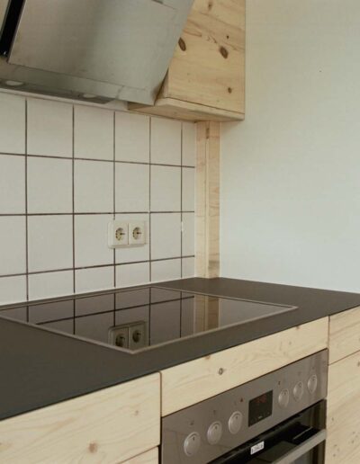 Küche aus recyceltem Holz